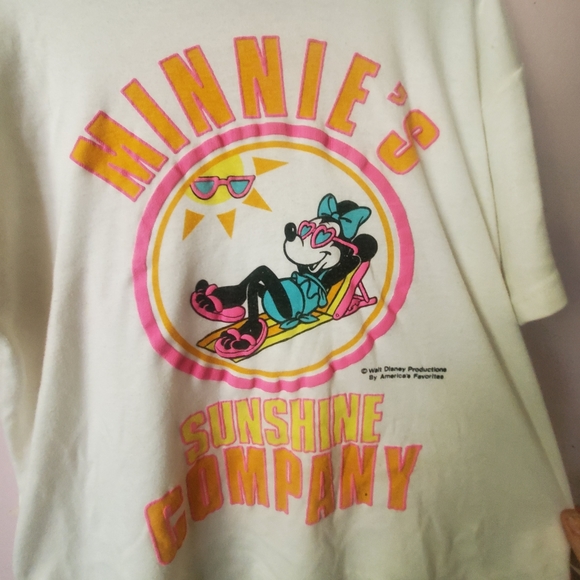 Vintage Minnie shirt - Picture 2 of 2